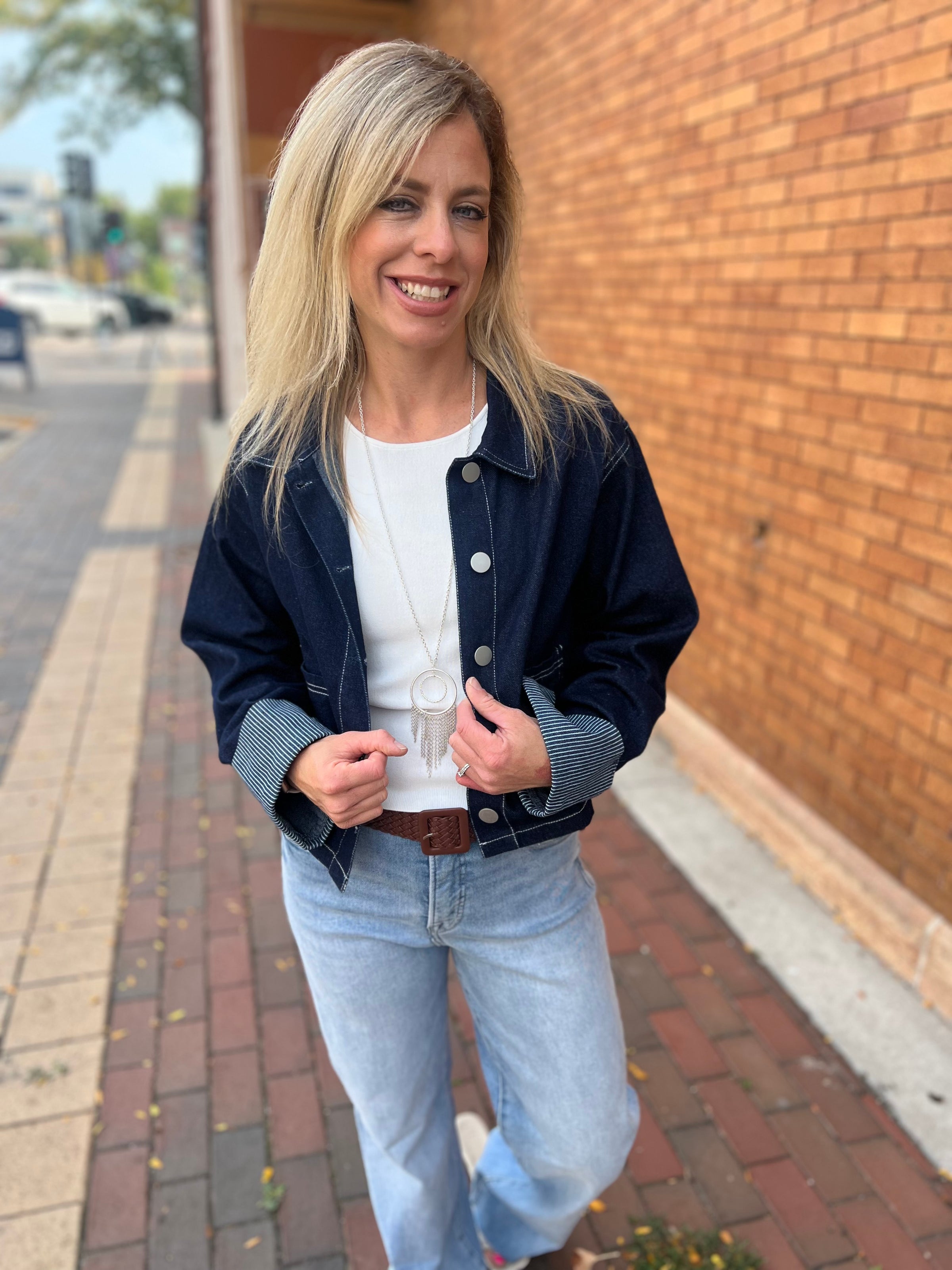 Jes | Shop Co.